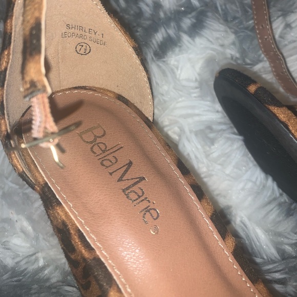 Sandals - Picture 2 of 2